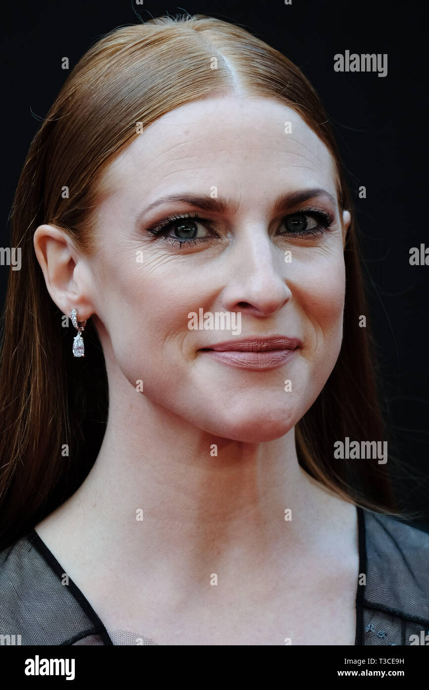 Rosalie Craig pose sur le tapis rouge à l'Olivier Awards le dimanche 7 avril 2019 au Royal Albert Hall, Londres. . Photo par Julie Edwards. Banque D'Images