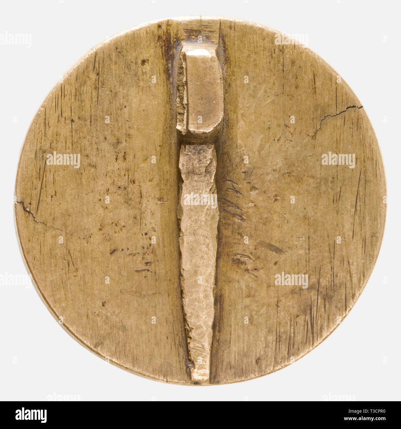 Un monastère roman, joint Hadmersleben, 11e/12e siècle circulaire, profondément creusée matrice avec l'inscription centrale des Saints Paul et Pierre assis intronisé, derrière eux un monastère complexe. L' circonscription(IGILUM):CAPITULI.ECCLIE.sci.HALBERSTADEN:PAULI". La face inférieure à dos étroit et la boucle. La matrice légèrement pliés, deux petites fissures au bord. 70 mm de diamètre. Le monastère bénédictin Saint Pierre et Paul a été fondée en 961 par l'évêque de Hadmersleben Bernhard von Halberstadt, historique historique., 12e siècle, 11e siècle, , Additional-Rights Clearance-Info-Not-Available- Banque D'Images