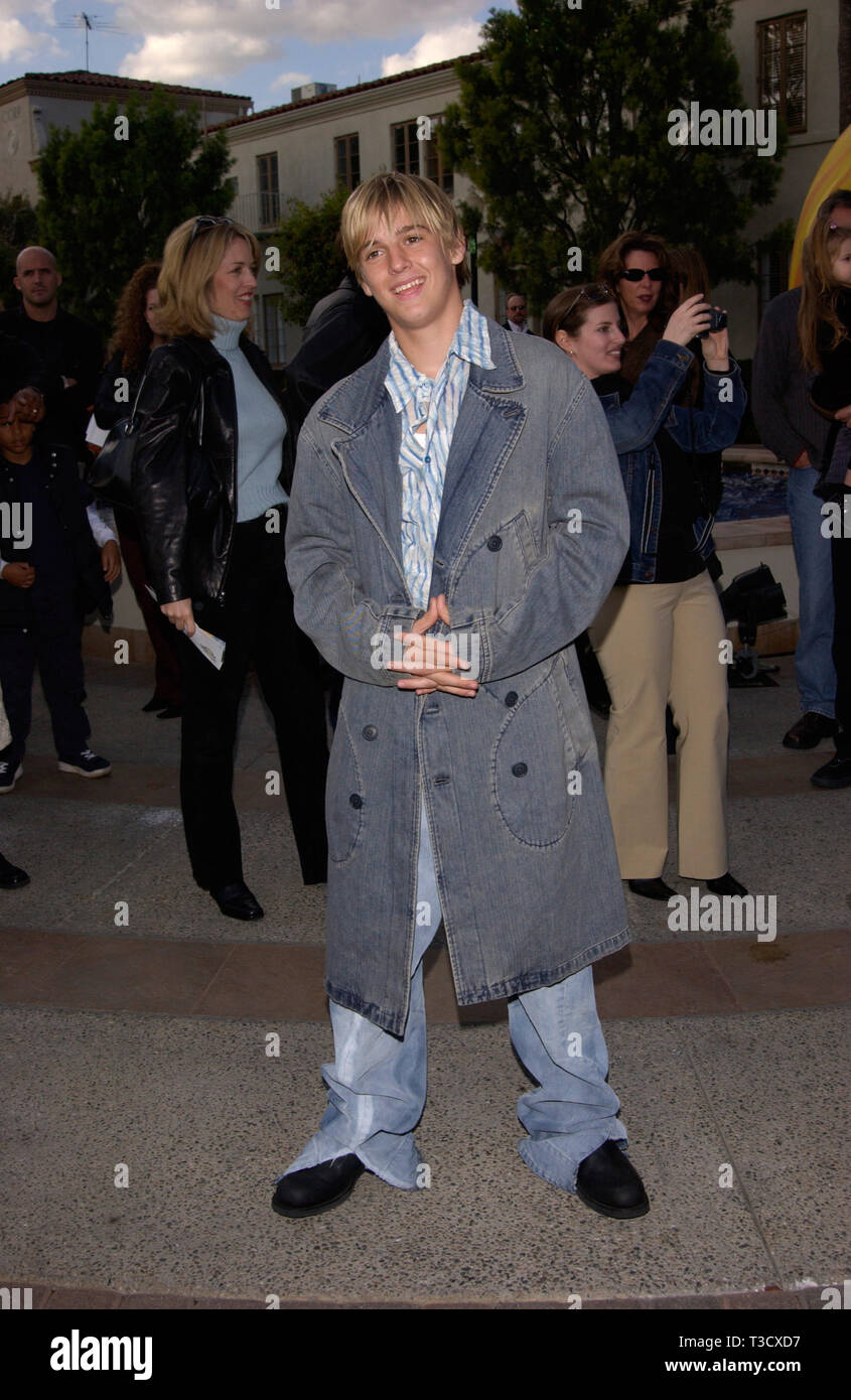 LOS ANGELES, CA. 09 décembre 2001 : pop star Aaron Carter lors de la première mondiale, à Hollywood, de Jimmy Neutron : Boy Genius. © Paul Smith/Featureflash Banque D'Images