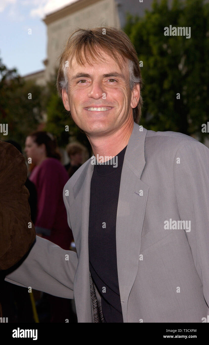 LOS ANGELES, CA. 09 décembre 2001 : l'Acteur ROB PAULSEN lors de la première mondiale, à Hollywood, de son nouveau film Jimmy Neutron : Boy Genius. © Paul Smith/Featureflash Banque D'Images