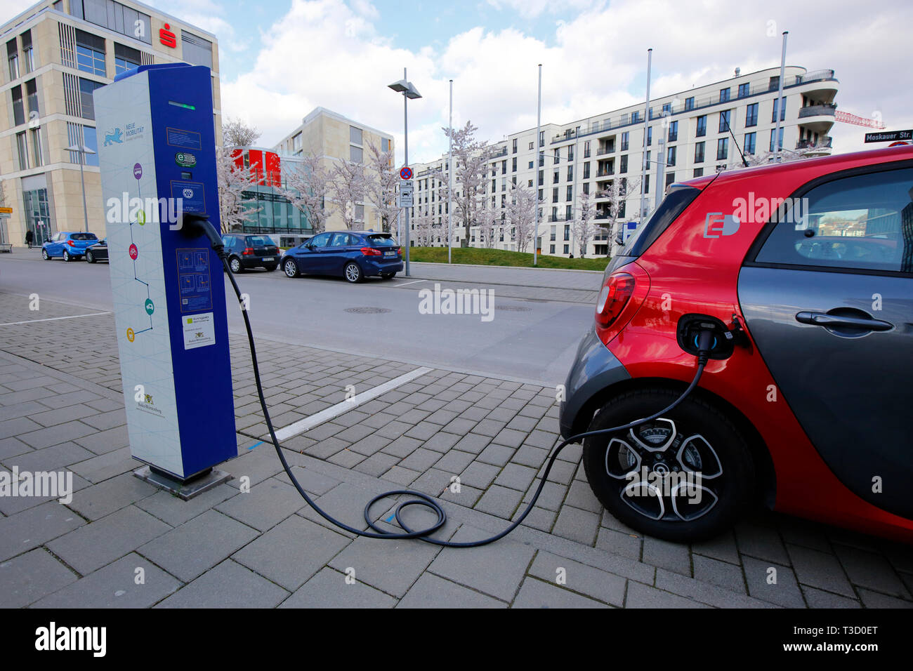 Une station de recharge de voiture électrique à Stuttgart, en Allemagne Banque D'Images