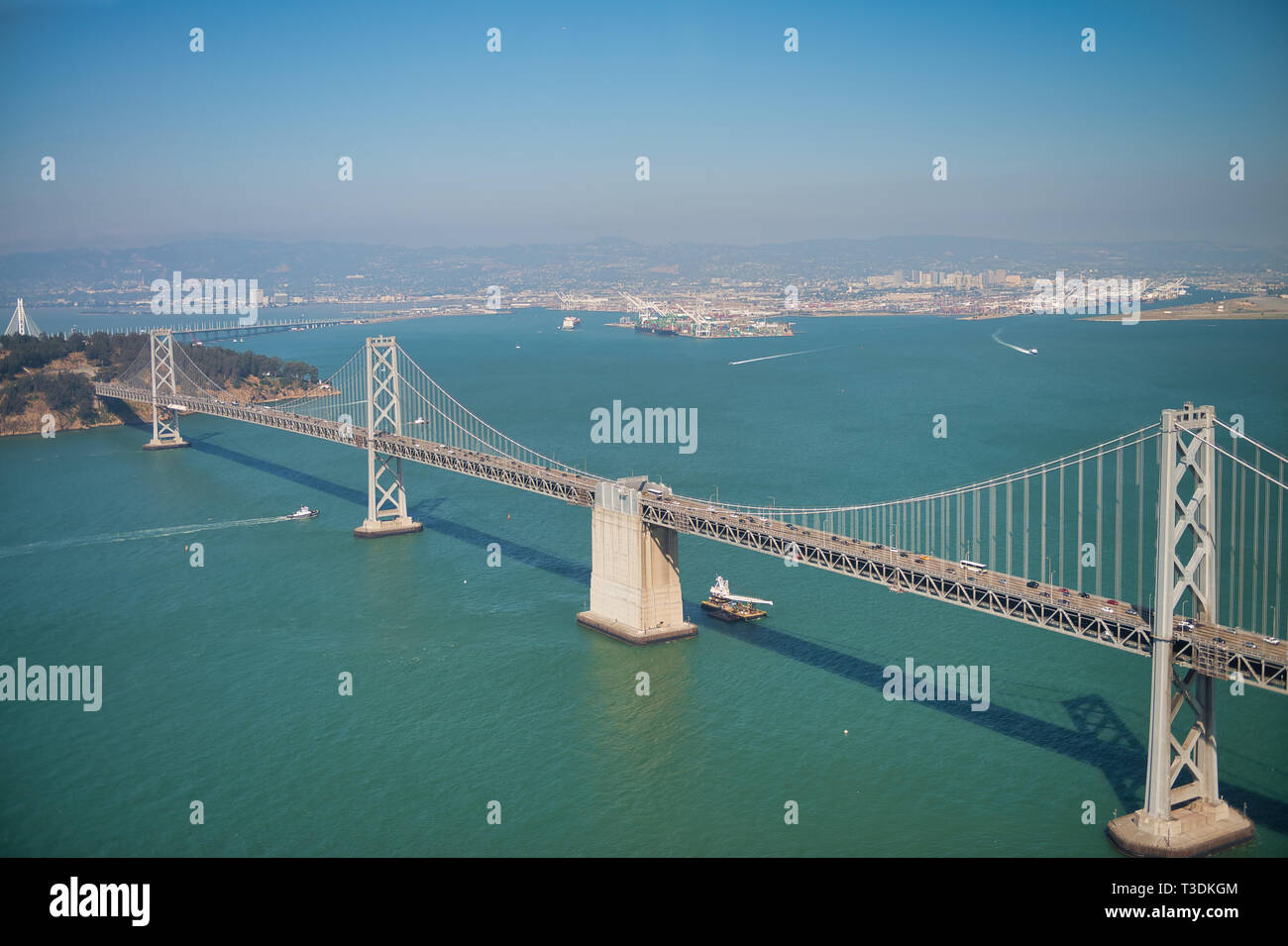 Vue aérienne de Bay Bridge à San Francisco. Banque D'Images