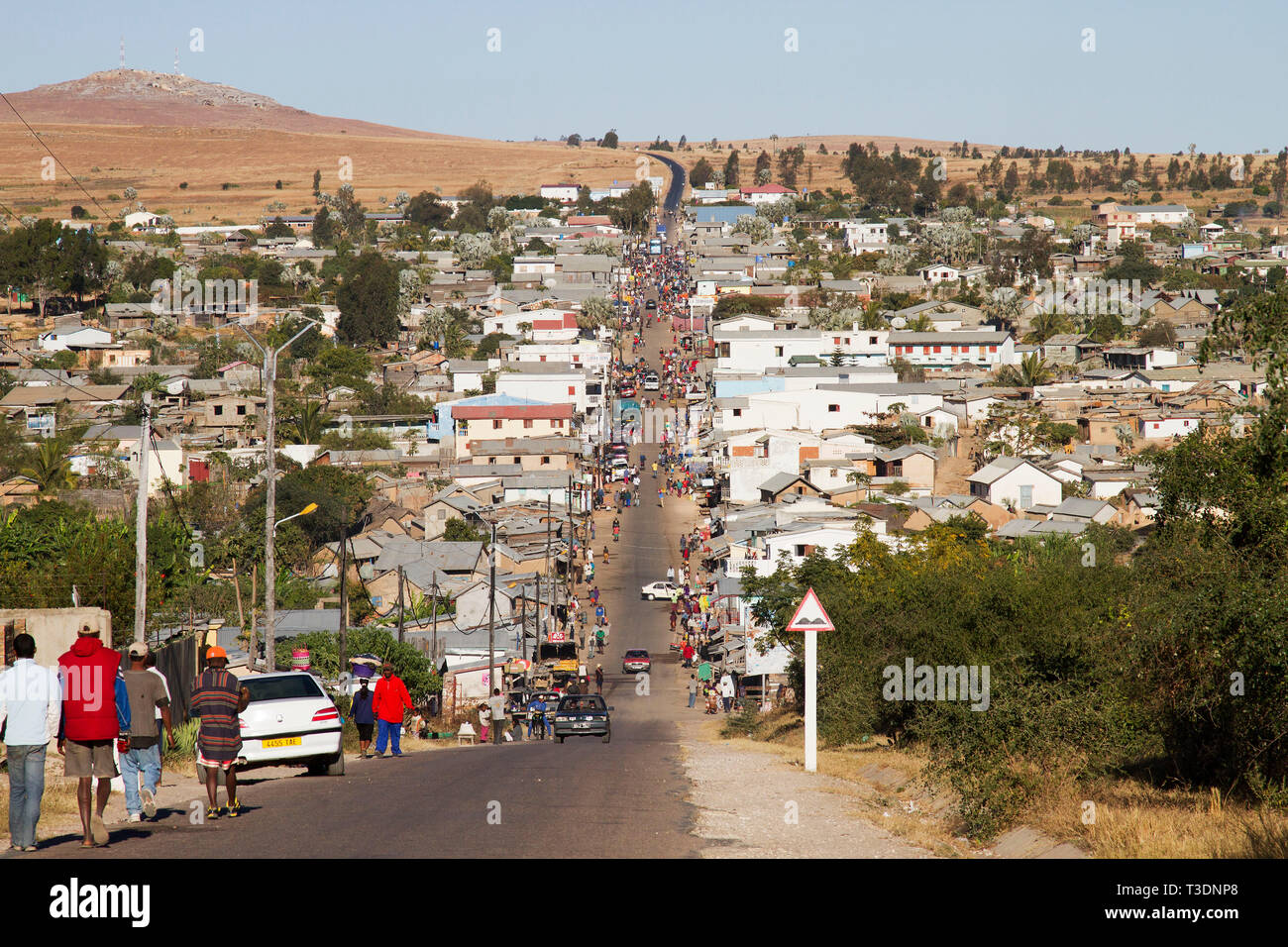 Village rural typique, Ilakaka, Madagascar,Afrique.ville minière de Saphir Banque D'Images