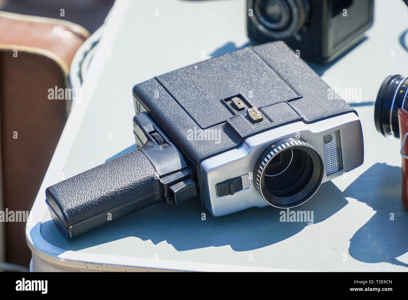 Old vintage camera sur la table Banque D'Images