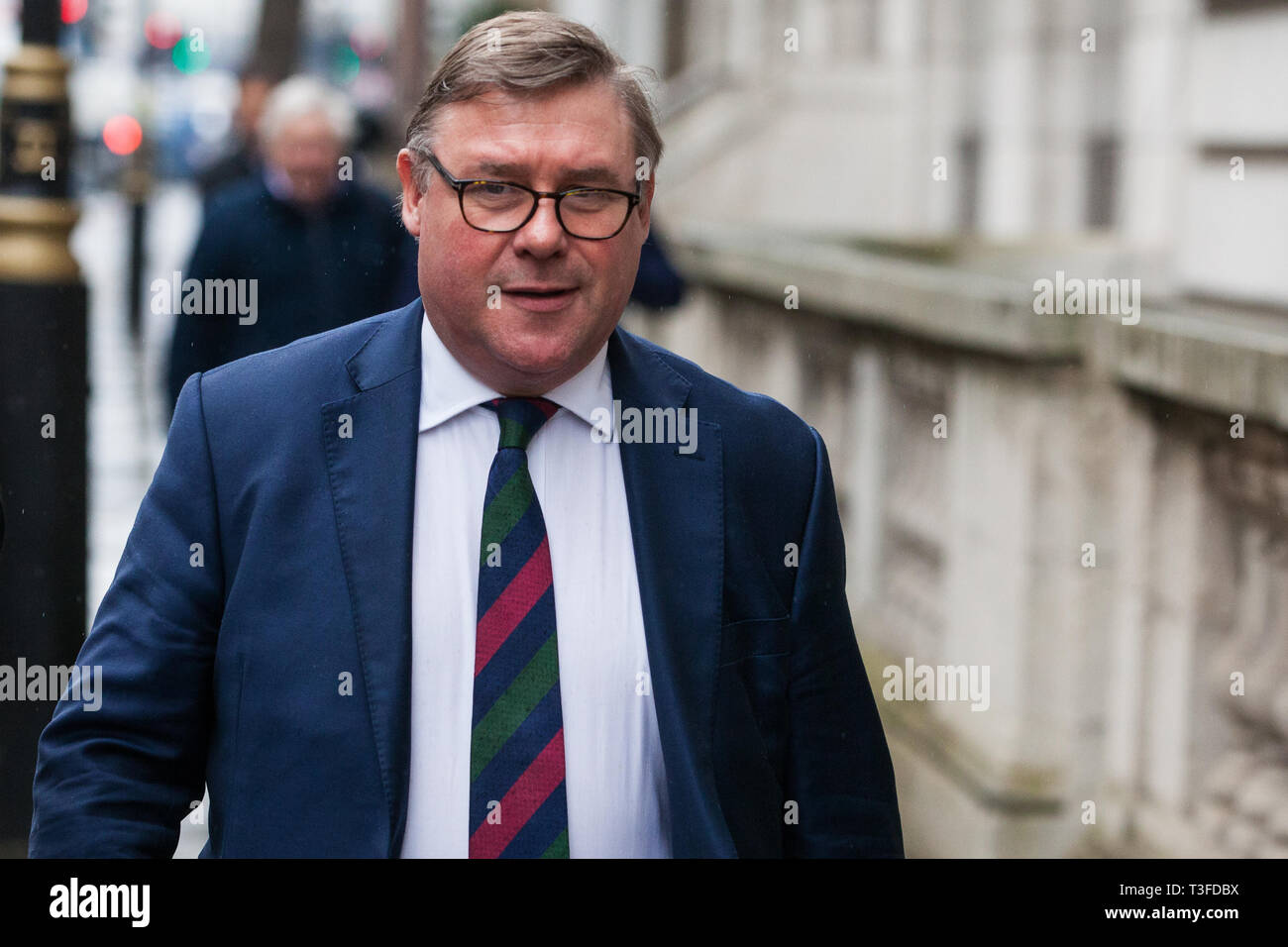 Londres, Royaume-Uni. 9 avril 2019. Mark Francois MP, vice-président du groupe de recherche européen (GRE), arrive à prendre la parole lors d'une 'Pas de retard, pas de capitulation - NO DEAL' rassemblement à Westminster organisée par le pro-Brexit Groupe de Bruges. Andrew Bridgen, député conservateur d'North West Leicestershire, et Anne Marie Morris, député conservateur de Newton Abbot, a également pris la parole à l'événement. Credit : Mark Kerrison/Alamy Live News Banque D'Images