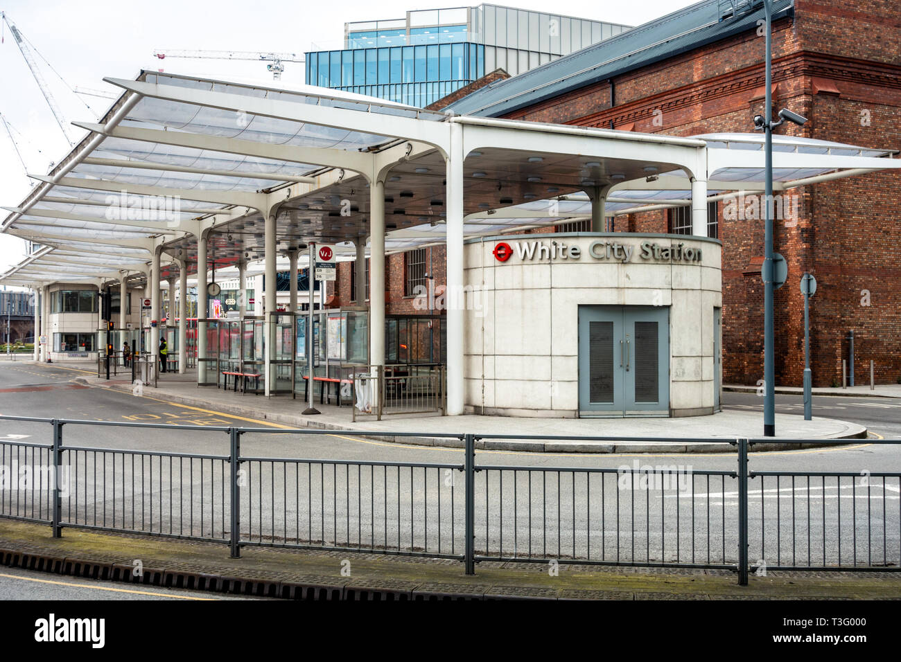 White City Bus Station à Shepherds Bush à Londres, UK est une plaque tournante du transport. Banque D'Images