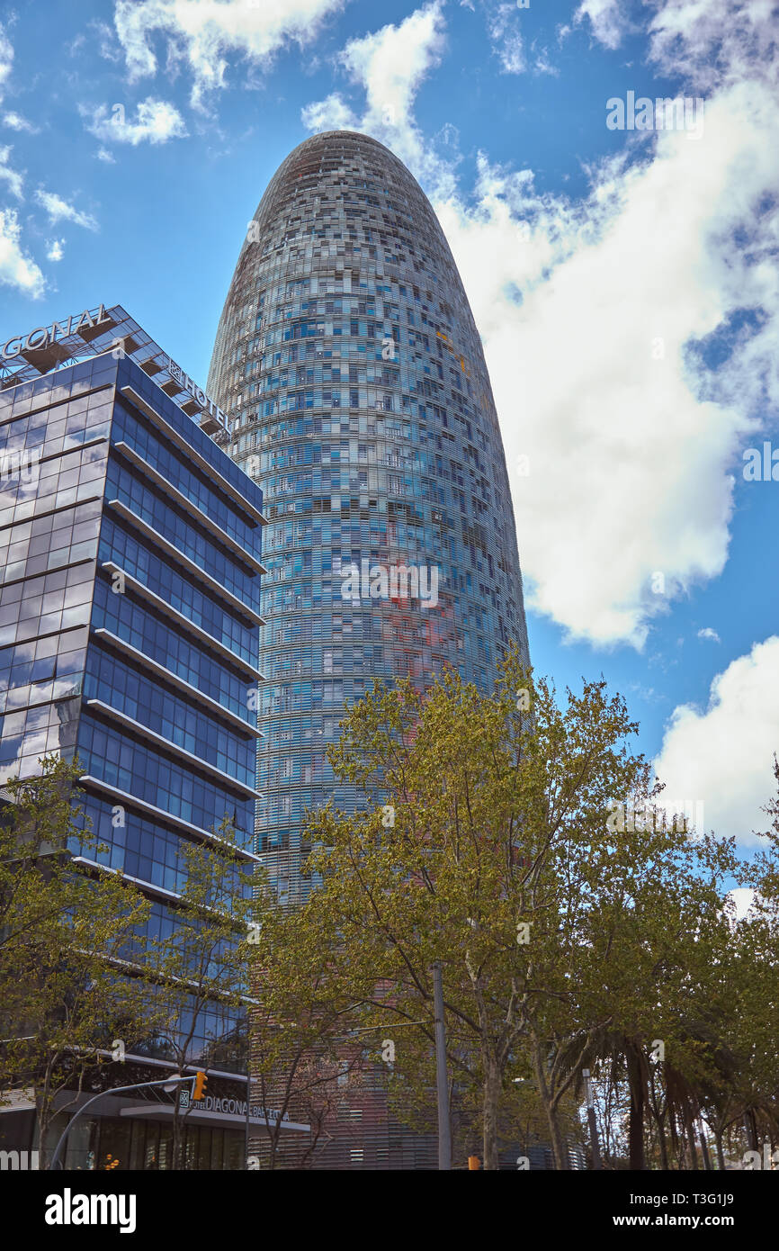 Agbar Tower, immeuble de bureaux à Barcelone de l'Espagne Banque D'Images