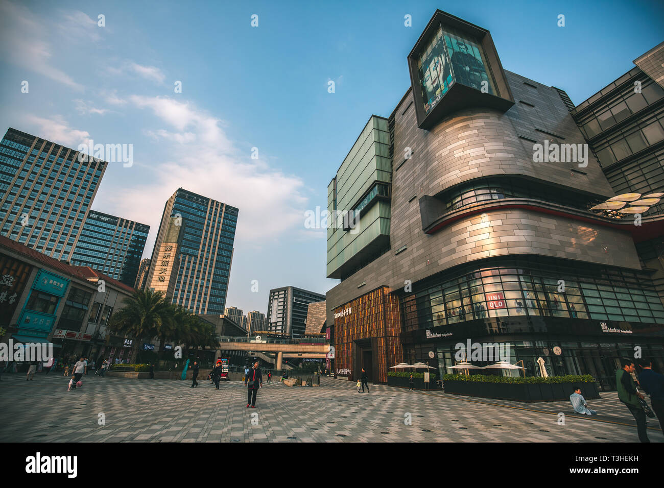 Tahoe Plaza, Fuzhou, Chine - 06 Avril 2019 : fermé vue sur Tahoe PLaza shopping mall, l'un des plus centre commercial de luxe à Fuzhou City, Chine Banque D'Images