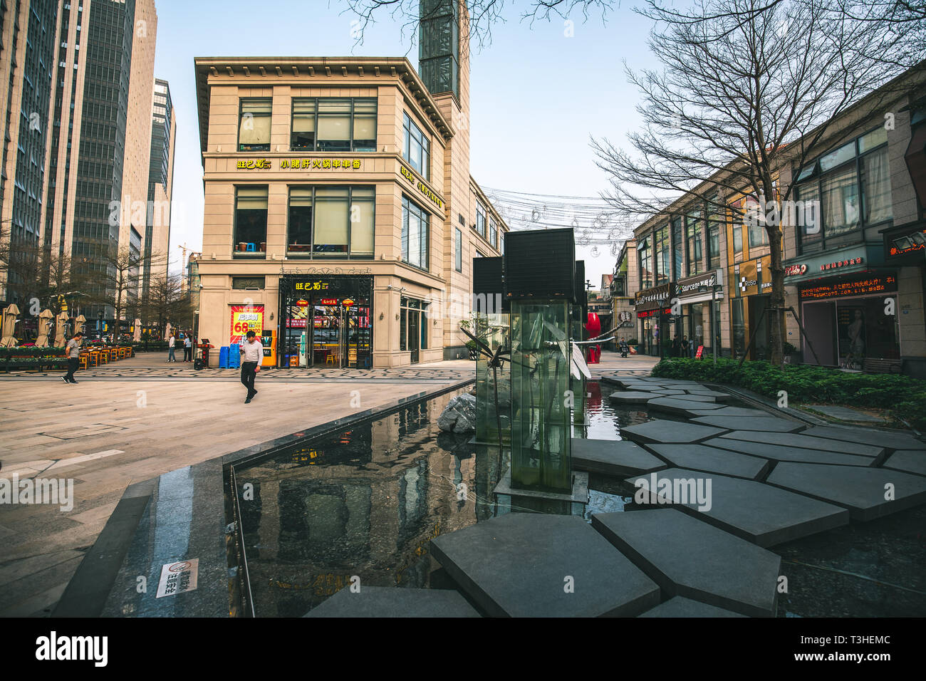 Tahoe Plaza, Fuzhou, Chine - 06 Avril 2019 : fermé vue sur Tahoe PLaza shopping mall, l'un des plus centre commercial de luxe à Fuzhou City, Chine Banque D'Images