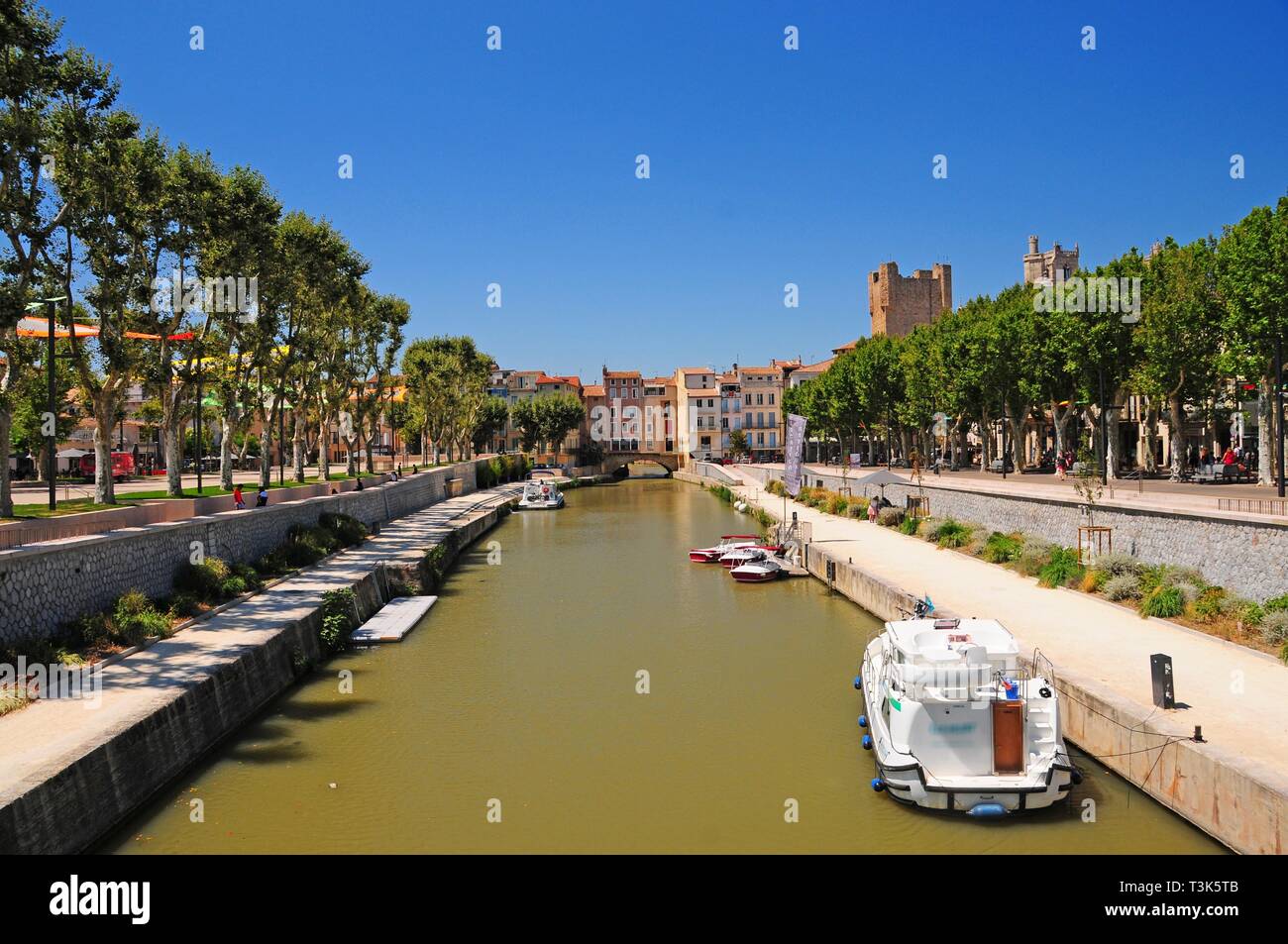 Canal du Midi, narbonne, aude Ministère de la région de l'Occitanie, France, Europe Banque D'Images