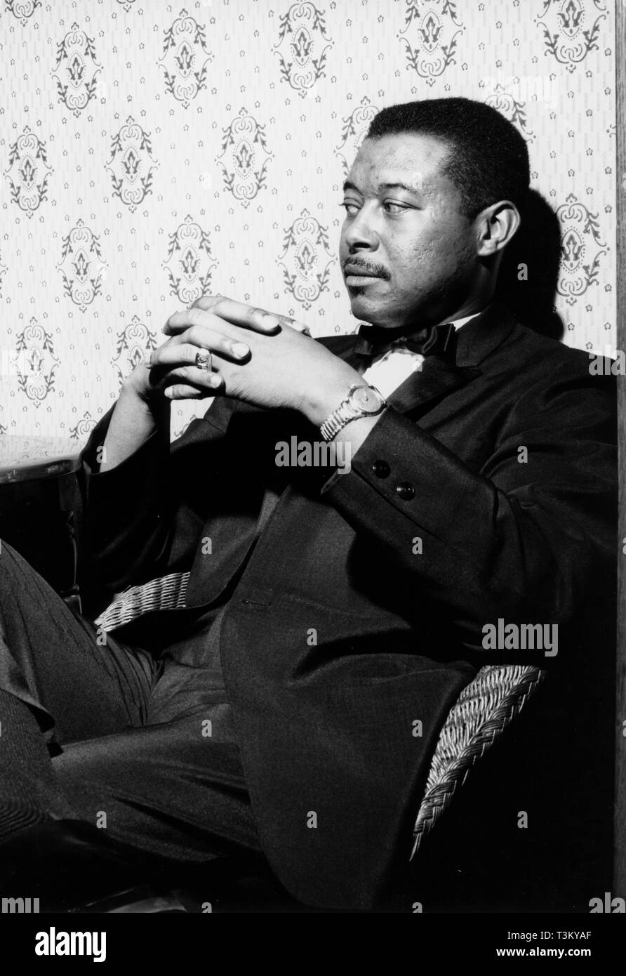 Donald 'Duck' Bailey assis, au début des années 70. Créateur : Brian Foskett. Banque D'Images