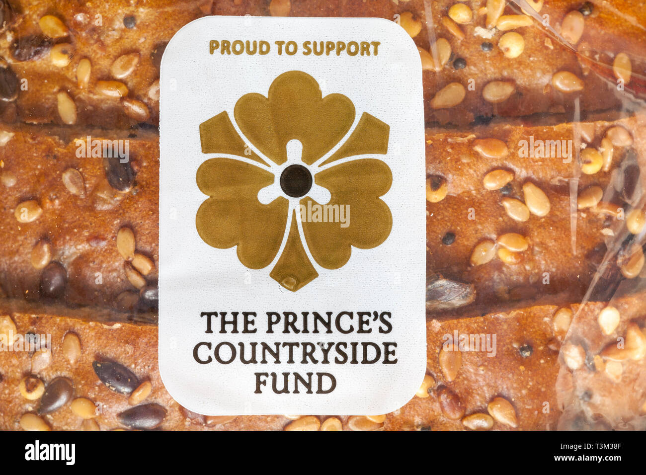 Fier de soutenir le symbole du Fonds de campagne du Prince sur le pain De pain semé de Warburtons Banque D'Images