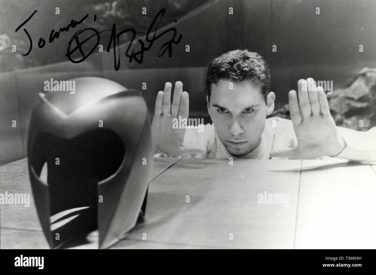Directeur film Bryan Singer prépare un tir sur l'ensemble du film X-MEN, 2000 Banque D'Images