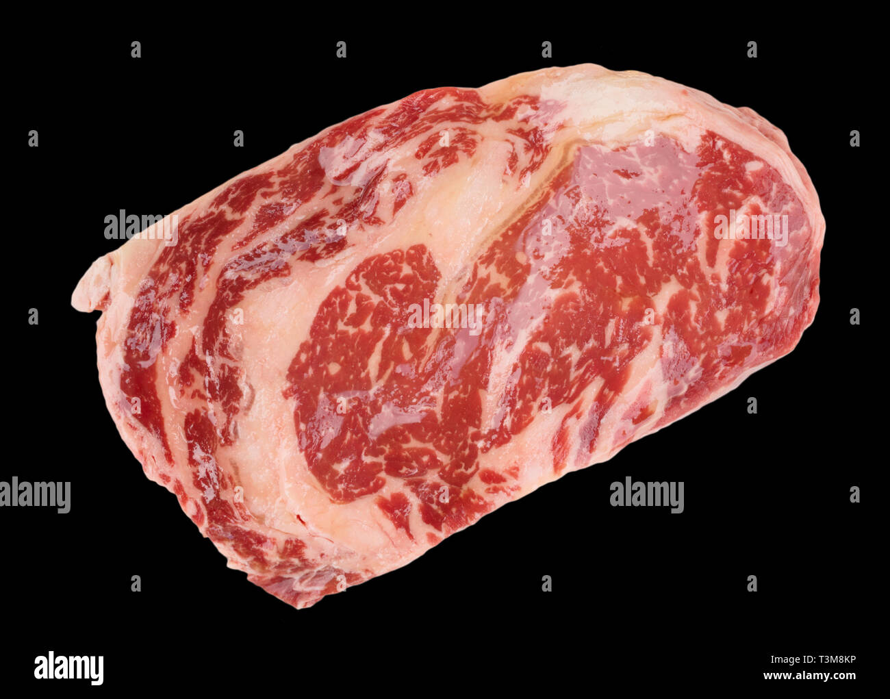 Qualité Premium Kobe Beef Ribeye Steak isolé sur fond noir Banque D'Images