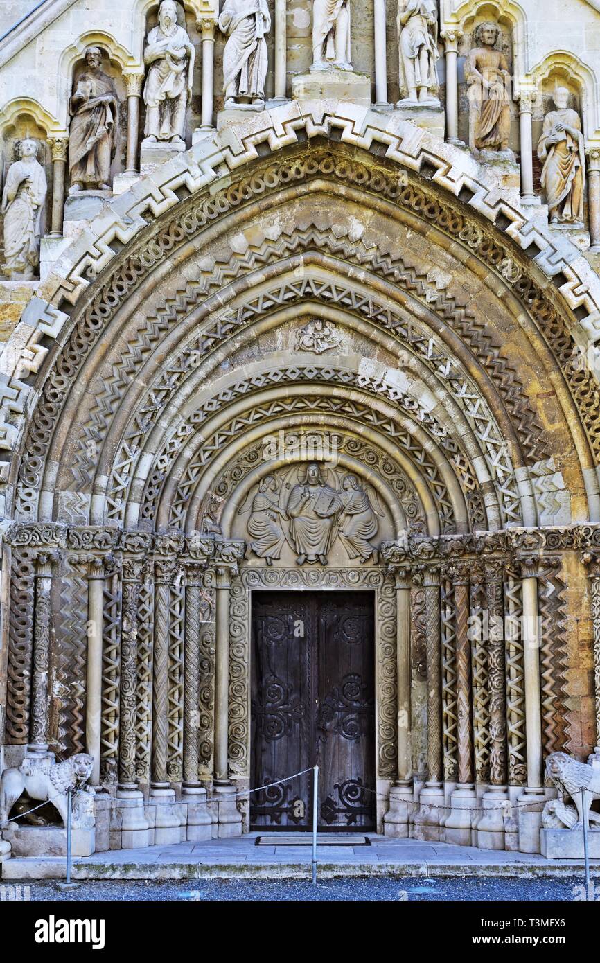 Église médiévale dans Jak, Hongrie Banque D'Images