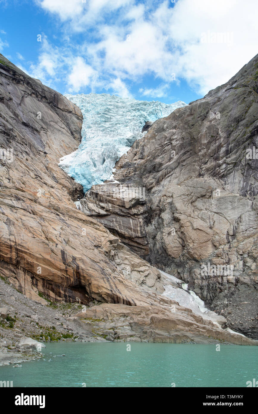 La fonte du glacier Briksdal en Norvège, Close up Photo Stock - Alamy