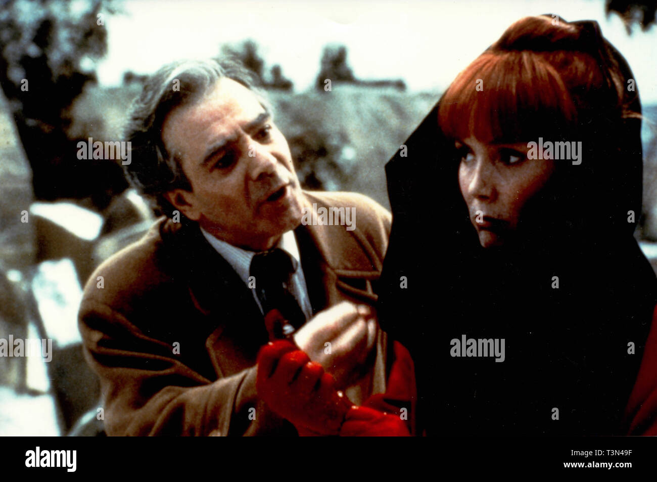 Acteurs Pierre Arditi et Sabine Azema dans le film des années 90, Nosmoking Banque D'Images