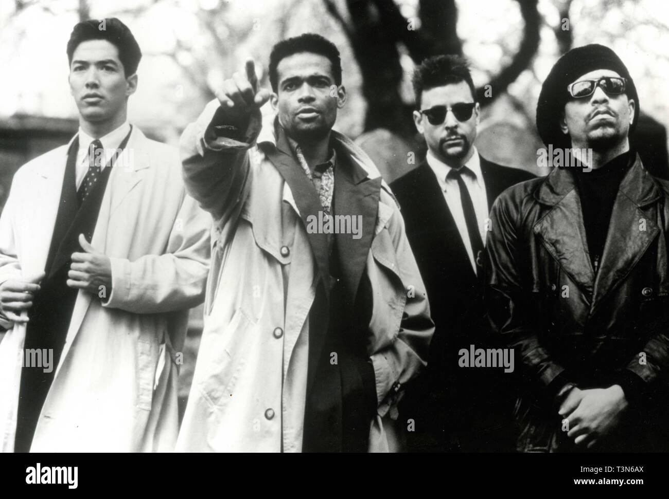 Russel Wong, directeur Mario Van Peebles, Judd Nelson, et ICE-T sur l'ensemble du film New Jack City, 1991 Banque D'Images