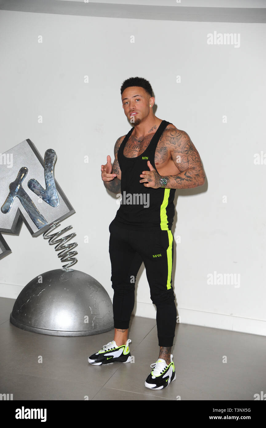 Ashley Cain vu pendant la distribution de la toute nouvelle série de MTV, le défi : La Guerre des mondes lancement presse au MTV de l'AC, de Camden à Londres. Banque D'Images