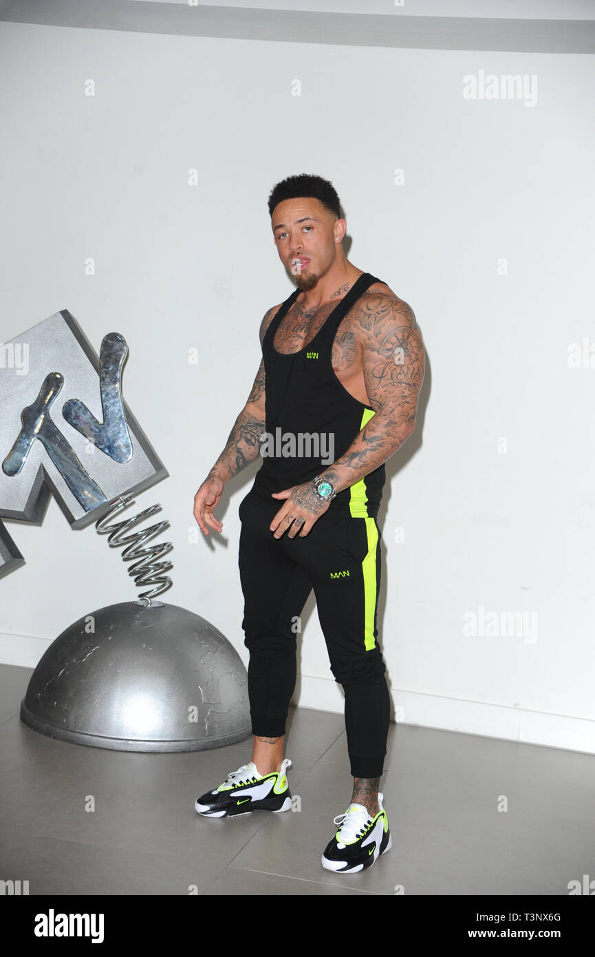 Ashley Cain vu pendant la distribution de la toute nouvelle série de MTV, le défi : La Guerre des mondes lancement presse au MTV de l'AC, de Camden à Londres. Banque D'Images