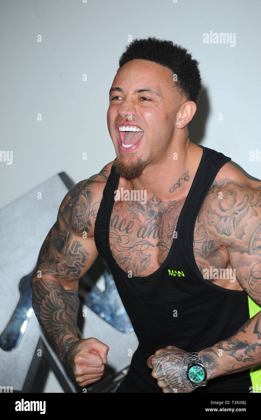 Ashley Cain vu pendant la distribution de la toute nouvelle série de MTV, le défi : La Guerre des mondes lancement presse au MTV de l'AC, de Camden à Londres. Banque D'Images