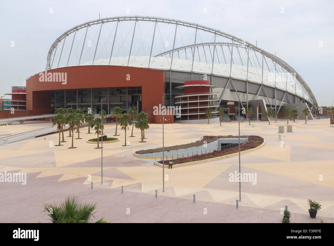 Doha, Qatar. Apr 11, 2019. Vue d'Al Khalifa International Stadium achevé en 2017, l'un des 8 lieux qui sera l'hôte de la FIFA 2022 Coupe du mot dans l'état du golfe du Qatar Crédit : amer ghazzal/Alamy Live News Banque D'Images