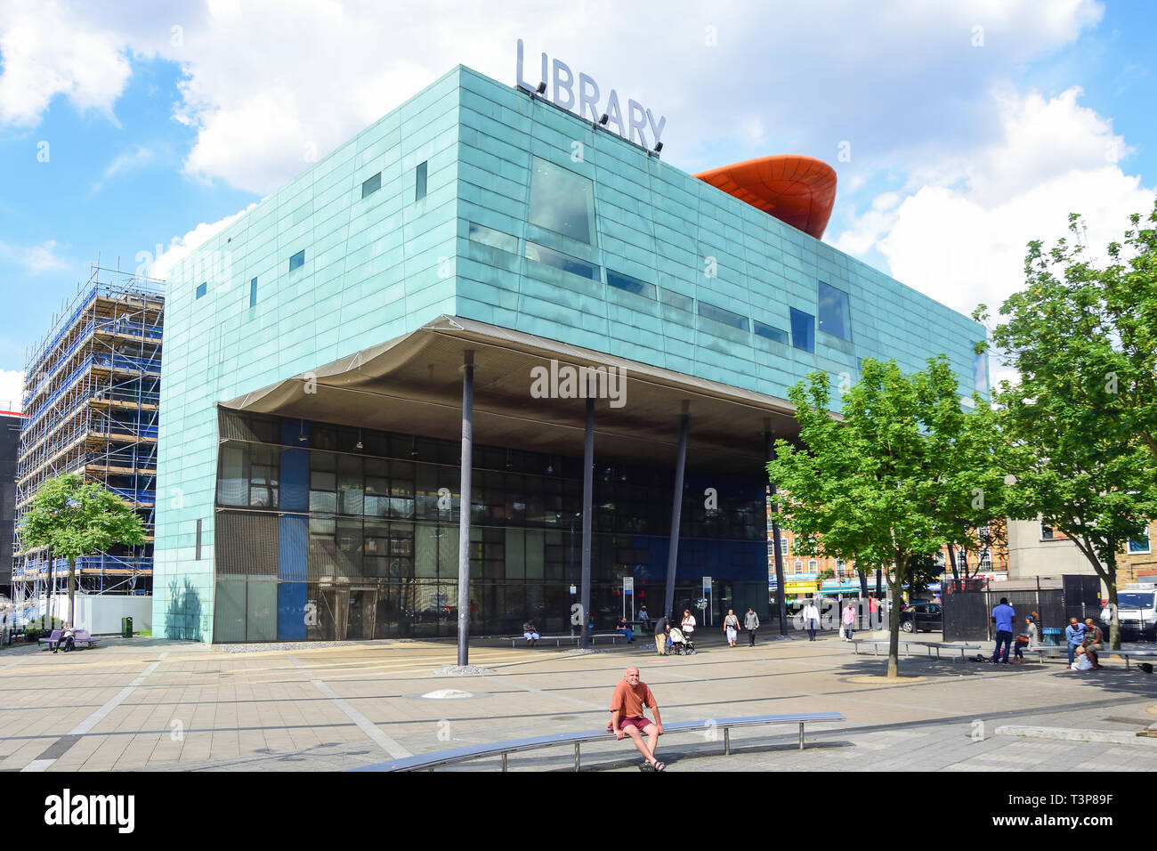 La bibliothèque de Peckham Peckham, Hill Street, Peckham, le London Borough of Southwark, Londres, Angleterre, Royaume-Uni Banque D'Images La bibliothèque de Peckham Peckham, Hill Street, Peckham, le London Borough of Southwark, Londres, Angleterre, Royaume-Uni Banque D'Images