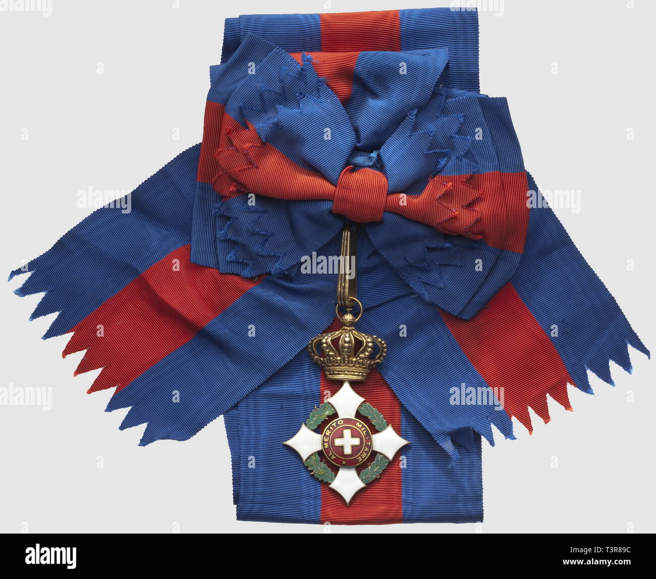 Ordre du Mérite Militaire de Savoie, 2ème modèle (1855), bijou de grand Croix en vermeil, avec l'écharpe. Créé à l'origine par le roi de Sardaigne, Victor Emmanuel 1er, le 14 ao-t 1815, he modifié le 28 septembre 1855 par le roi Victor Emmanuel II. La République italienne le 5b et le modifia also en 1947, Additional-Rights Clearance-Info-Not-Available- Banque D'Images