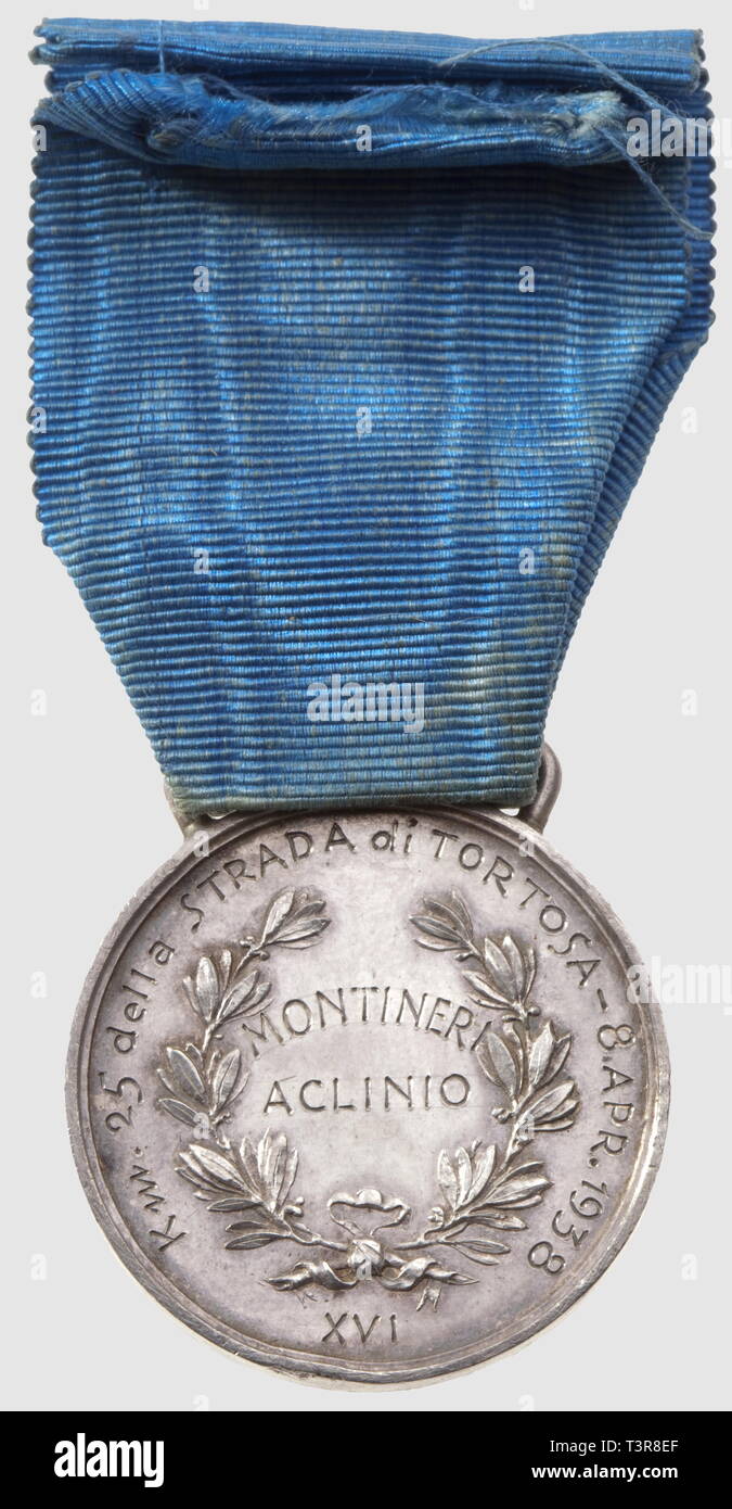 Médaille de la valeur militaire, 'Al Valore Militare", attribuée à Aclinio-Km ontineri «25-della Strada di Tortosa-8 avr. 1938-XVI', de fabr. italienne, signée 'F. G. Z'-Clearance-Info Additional-Rights, couronnées-Not-Available Banque D'Images