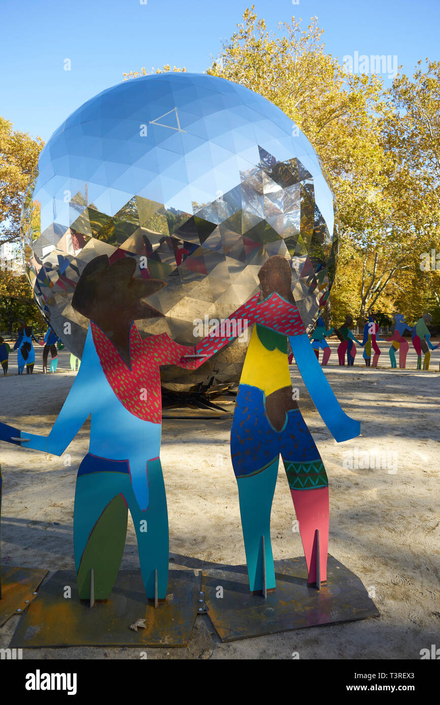 Univers éclairé - célébration du 70e anniversaire des Nations Unies centré dans Rumsey Playfield de Central Park Banque D'Images