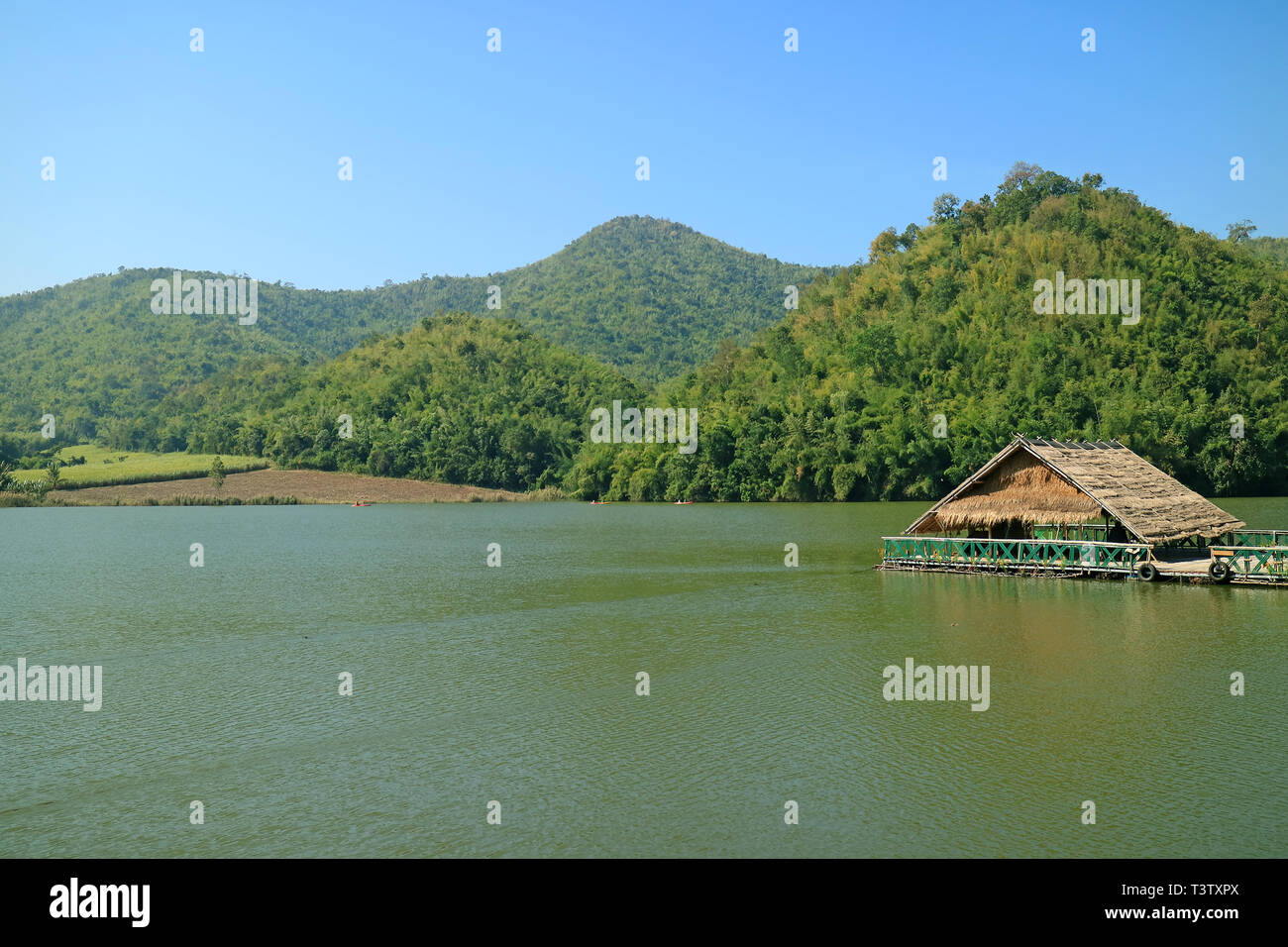 Au matin frais Hoob Réservoir Khao Wong, Suphanburi province de Thaïlande Banque D'Images