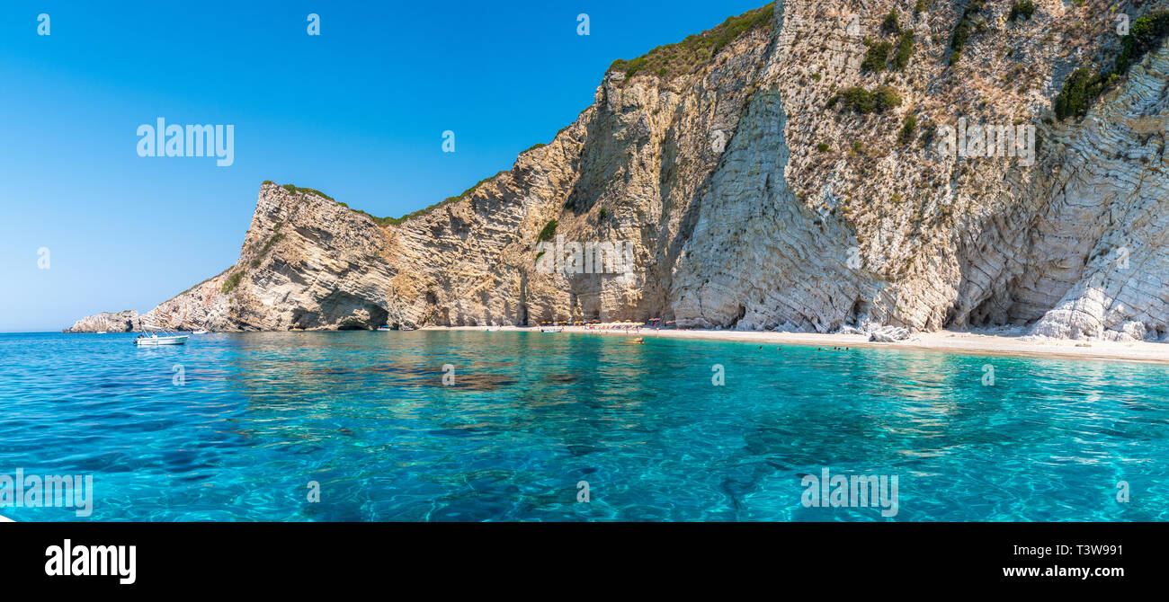 Paradise beach, sur la côte de la mer Ionienne, l'île de Corfou, Grèce Banque D'Images