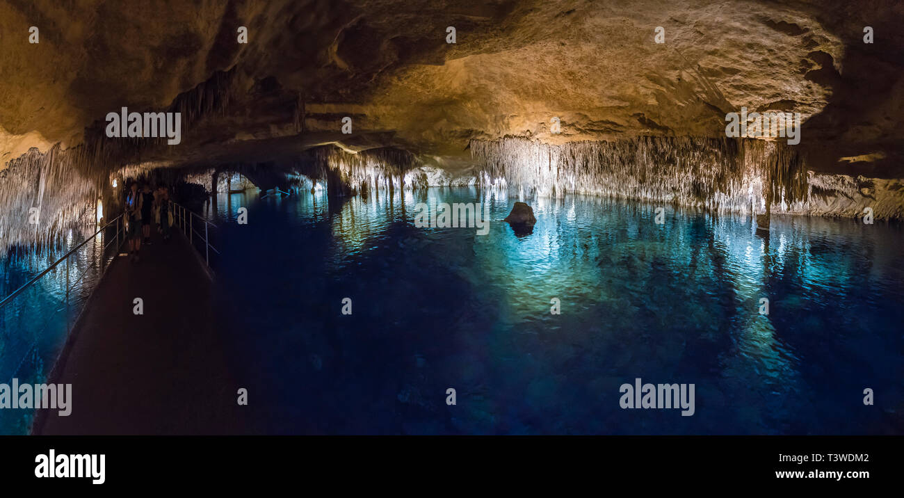 Célèbre grotte Cuevas del Drach, sur l'île de Majorque, Espagne Banque D'Images