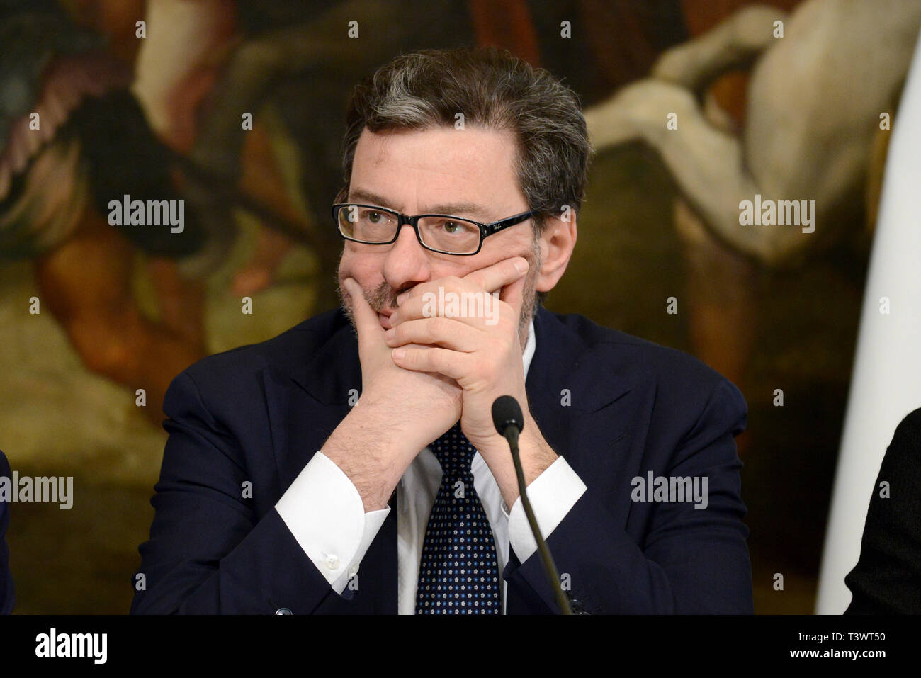 Rome, Italie. Apr 11, 2019. Dans photo Giancarlo Giorgetti, Sous-secrétaire à la présidence du Conseil des ministres : Crédit Photo Agency indépendante/Alamy Live News Banque D'Images