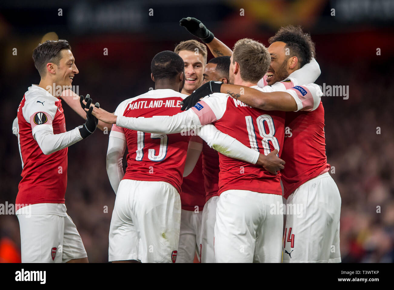 Londres, Royaume-Uni. Apr 11, 2019. Aaron Ramsey d'Arsenal célèbre marquant le premier but au cours de l'UEFA Europa League match de quart de finale entre Arsenal et Napoli à l'Emirates Stadium, Londres, Angleterre le 11 avril 2019. Photo par Salvio Calabrese. Usage éditorial uniquement, licence requise pour un usage commercial. Aucune utilisation de pari, de jeux ou d'un seul club/ligue/dvd publications. Credit : UK Sports Photos Ltd/Alamy Live News Banque D'Images