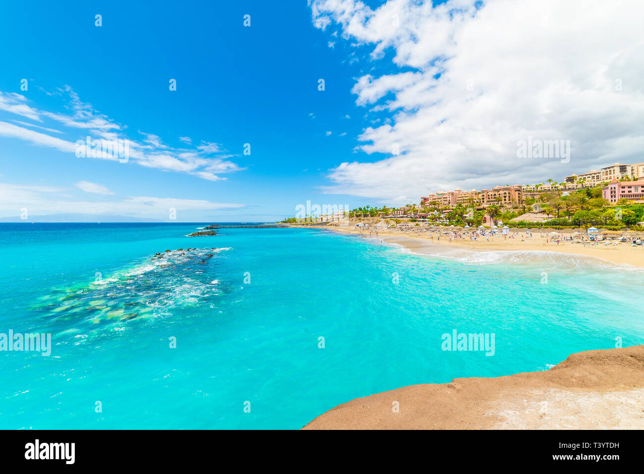 La plage d'El Duque sur la Costa Adeje. Tenerife, Canaries, Espagne Banque D'Images