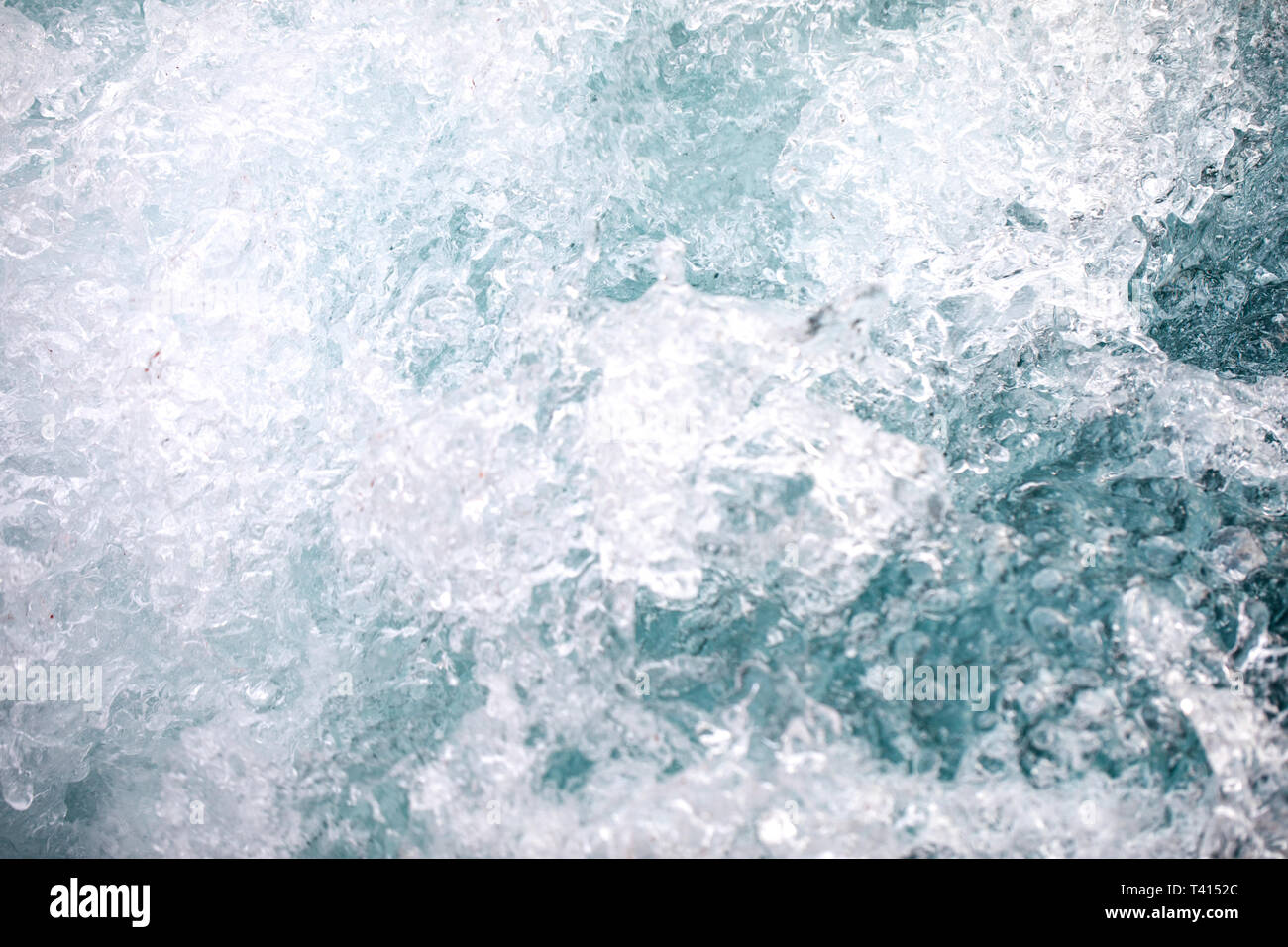 Troublee De L Eau Brouillee Les Vagues De L Ocean Couleurs Turquoises Photo Stock Alamy