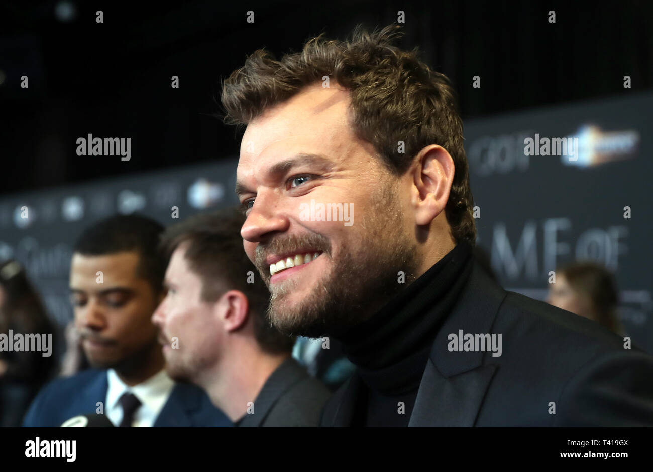 Pilou Asbaek frequentant le jeu des trones Premiere tenue au Waterfront Hall de Belfast Photo Stock Alamy