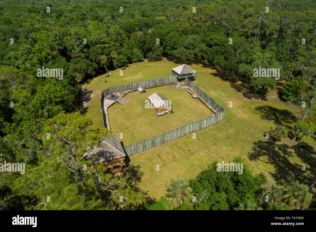 Fort Foster est une deuxième guerre séminole fort en Floride centrale, situé à 9 miles au sud de l'actuel directeur à Zephyrhills Comté de Pasco. Fort Foster a été ou Banque D'Images Fort Foster est une deuxième guerre séminole fort en Floride centrale, situé à 9 miles au sud de l'actuel directeur à Zephyrhills Comté de Pasco. Fort Foster a été ou Banque D'Images