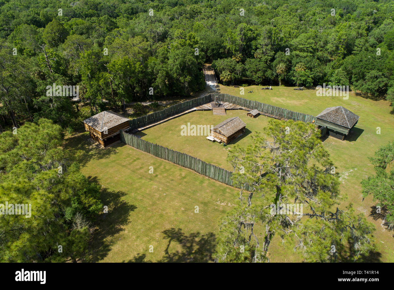Fort Foster est une deuxième guerre séminole fort en Floride centrale, situé à 9 miles au sud de l'actuel directeur à Zephyrhills Comté de Pasco. Fort Foster a été ou Banque D'Images Fort Foster est une deuxième guerre séminole fort en Floride centrale, situé à 9 miles au sud de l'actuel directeur à Zephyrhills Comté de Pasco. Fort Foster a été ou Banque D'Images