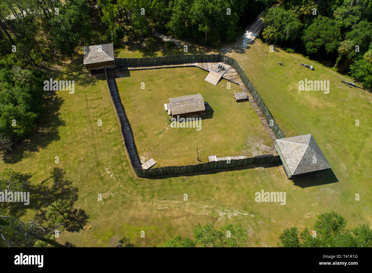 Fort Foster est une deuxième guerre séminole fort en Floride centrale, situé à 9 miles au sud de l'actuel directeur à Zephyrhills Comté de Pasco. Fort Foster a été ou Banque D'Images Fort Foster est une deuxième guerre séminole fort en Floride centrale, situé à 9 miles au sud de l'actuel directeur à Zephyrhills Comté de Pasco. Fort Foster a été ou Banque D'Images