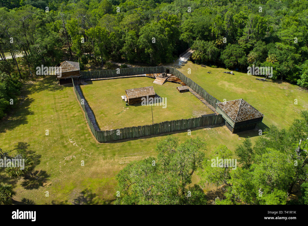 Fort Foster est une deuxième guerre séminole fort en Floride centrale, situé à 9 miles au sud de l'actuel directeur à Zephyrhills Comté de Pasco. Fort Foster a été ou Banque D'Images Fort Foster est une deuxième guerre séminole fort en Floride centrale, situé à 9 miles au sud de l'actuel directeur à Zephyrhills Comté de Pasco. Fort Foster a été ou Banque D'Images