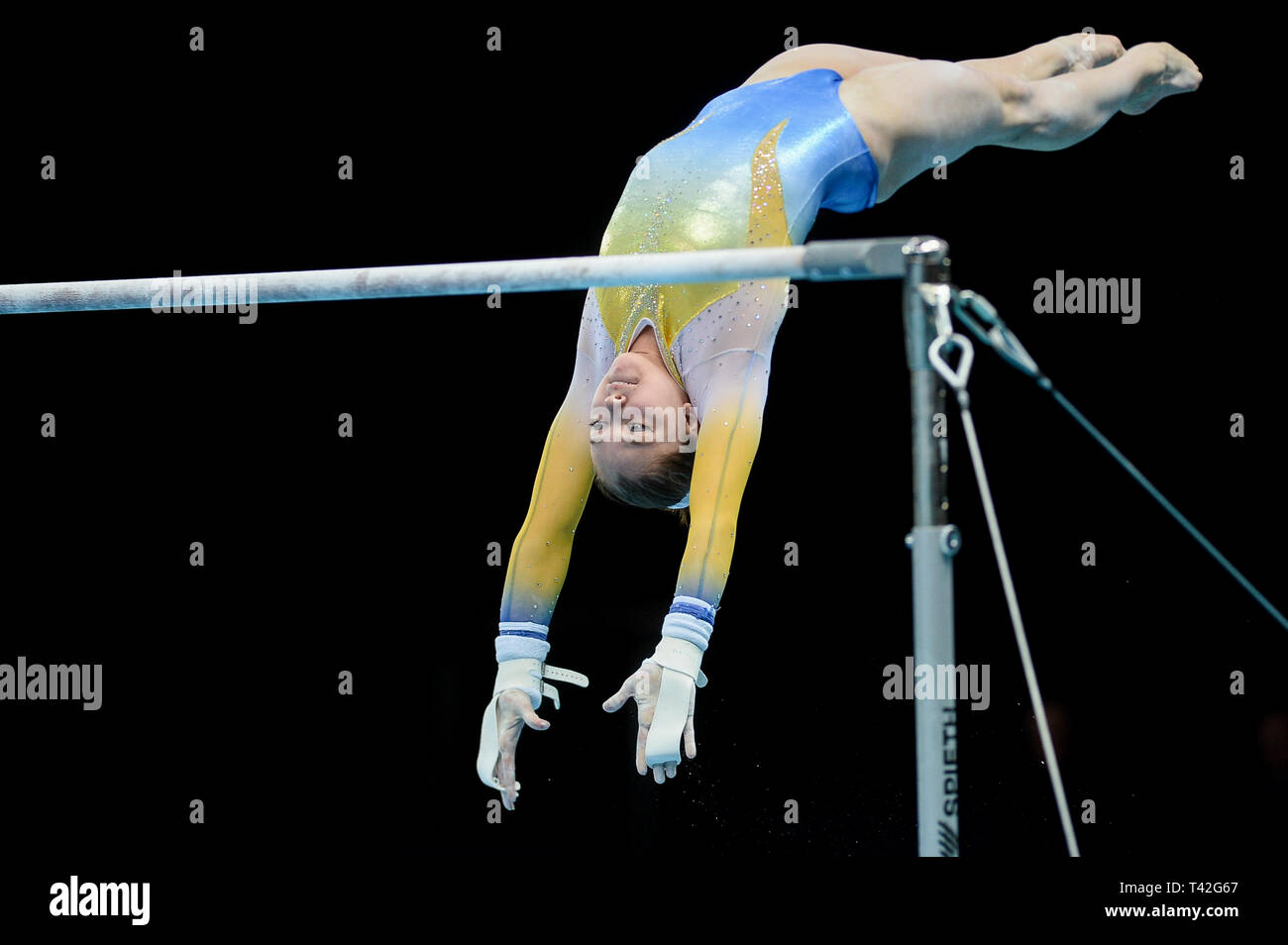 Szczecin, Pologne. 12 avr, 2019. Anastasiia Bachynska d'Ukraine vu en action lors de la finale du Concours Général de la femme 8ème Championnat d'Europe en gymnastique artistique (jour 3). Credit : SOPA/Alamy Images Limited Live News Banque D'Images