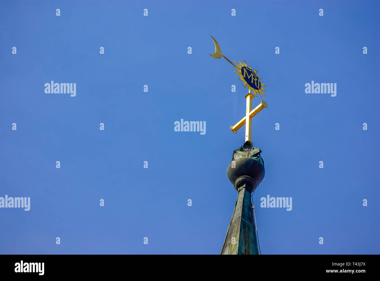 Croix et girouette sur l'Église du Christ de Constance au lac de Constance, Baden-Wurttemberg, Allemagne, Europe. Banque D'Images