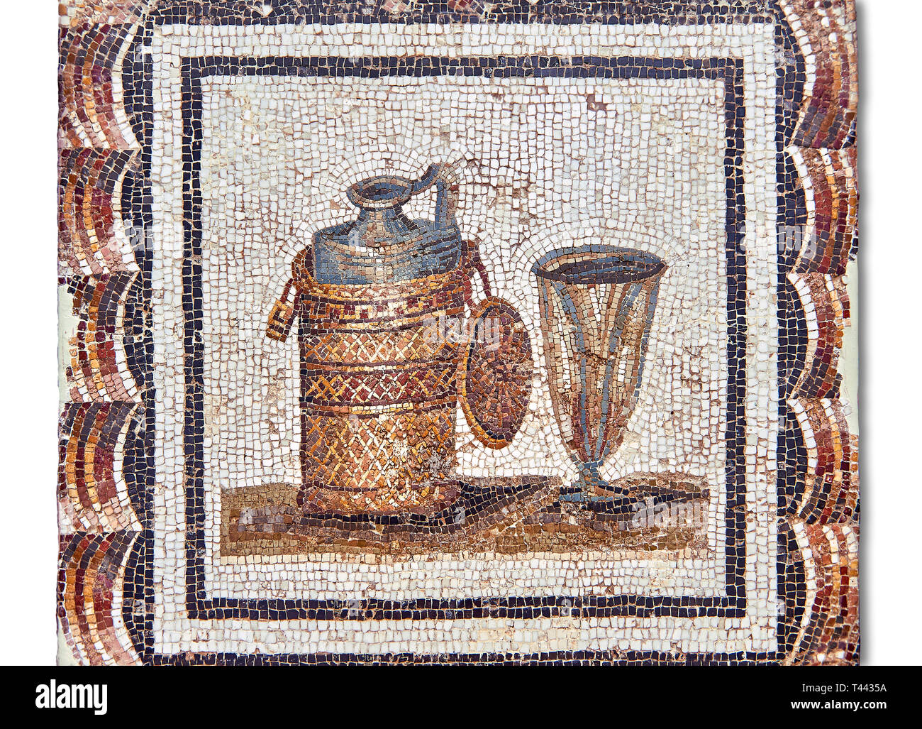 3e siècle mosaïque romaine l'inscription d'un flacon de vin & cup. Thysdrus (El Jem), Tunisie. Le Musée du Bardo, Tunis, Tunisie. Banque D'Images