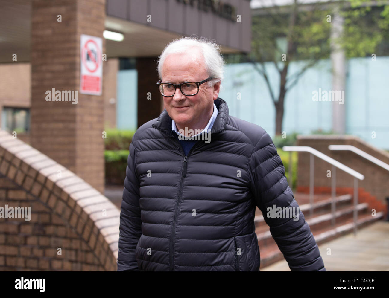 John Varley, ancien directeur de la Banque Barclays, feuilles Southwark Crown Court. Le procès a été rejetée par le juge. L'OFS peut faire appel. Banque D'Images