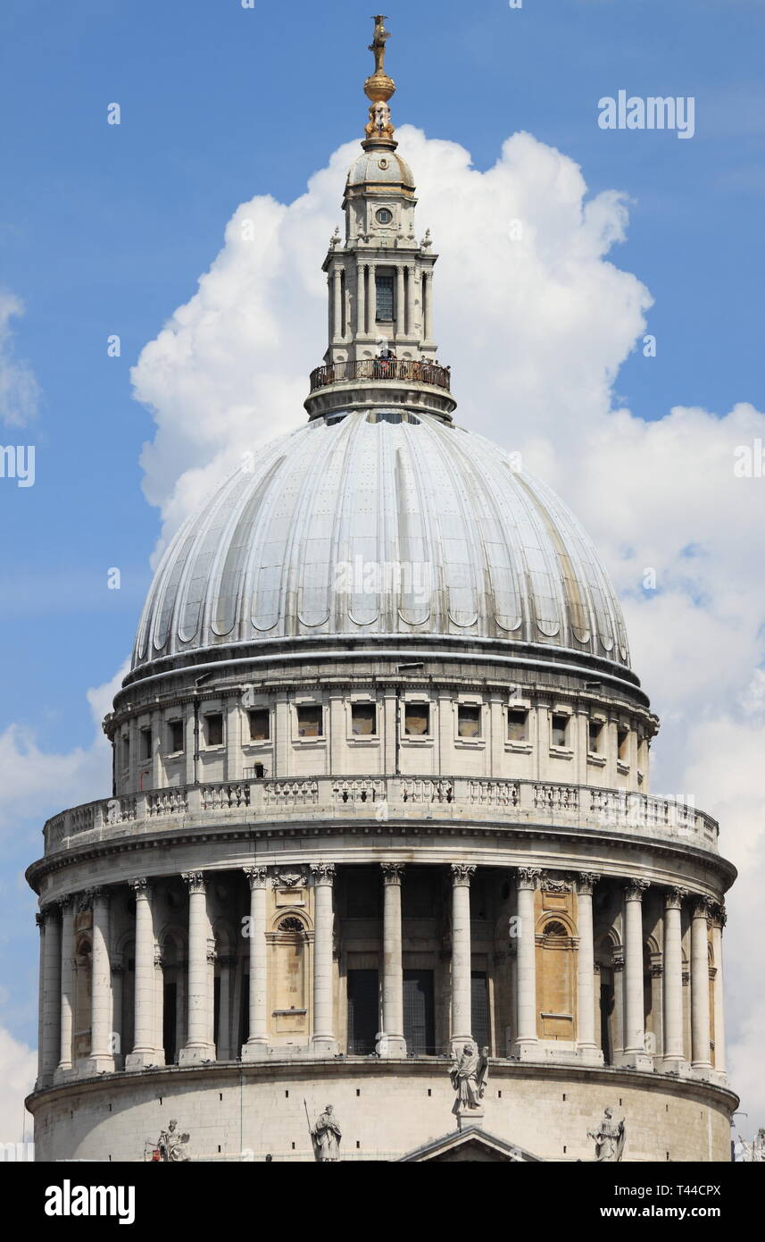 Dôme de la Cathédrale Saint Paul à Londres, Royaume-Uni Banque D'Images