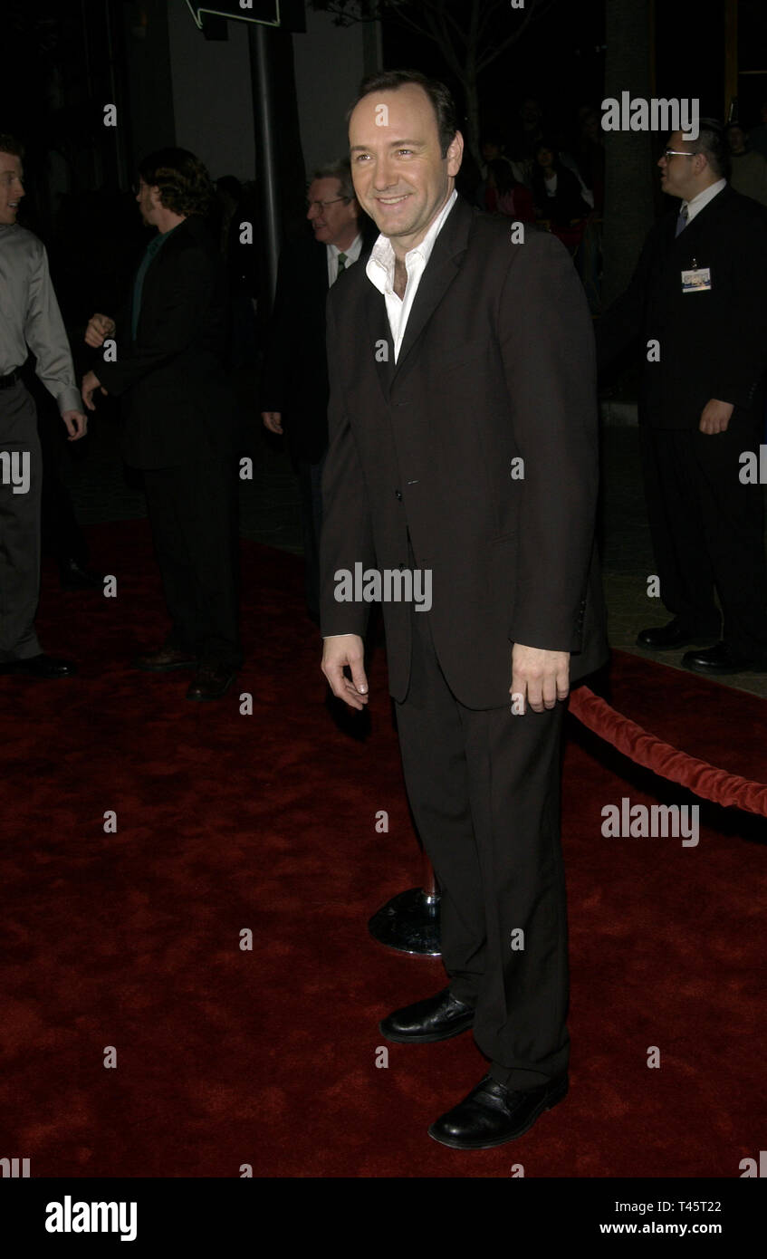 LOS ANGELES, CA. 18 février 2003 : l'acteur Kevin Spacey au Los Angeles première de son nouveau film La Vie de David Gale. © Paul Smith / Featureflash Banque D'Images