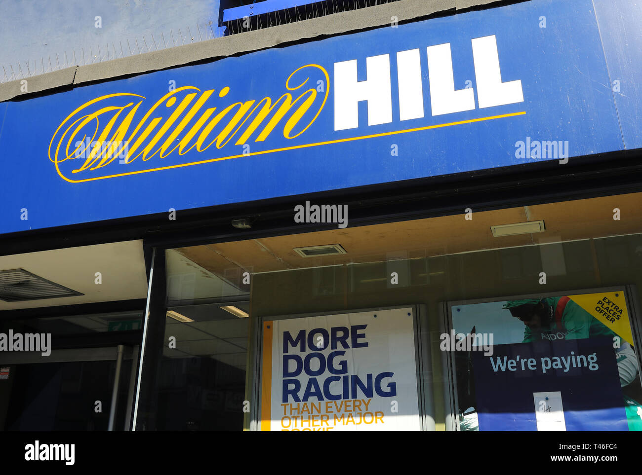 William Hill bookmaker sur Camden High Street, au nord de Londres, UK Banque D'Images