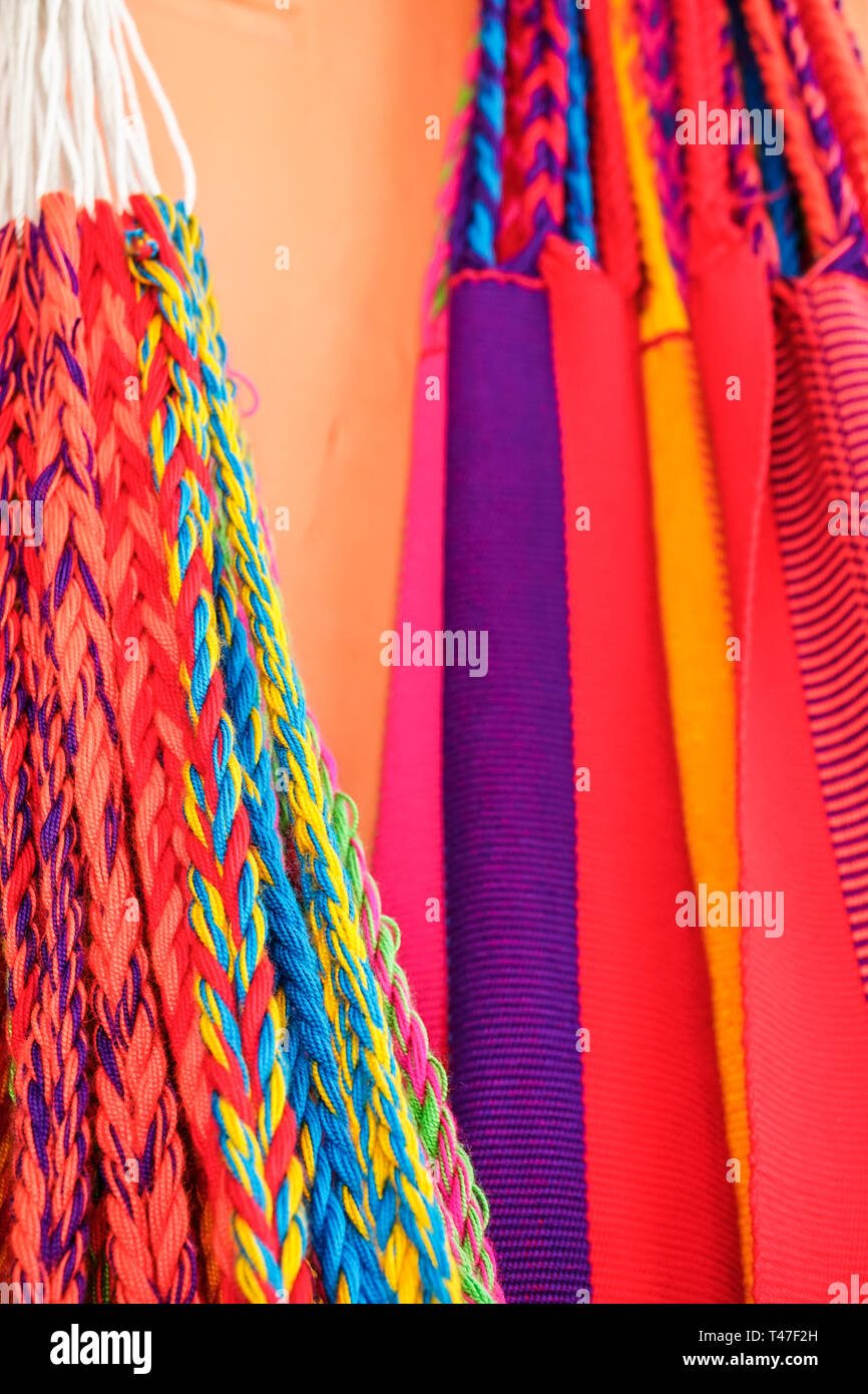 Cartagena Colombie,artisanat,hamacs tissés colorés,vente,COL190122096 Banque D'Images